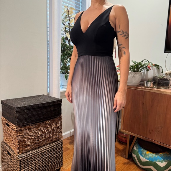 Aqua Black and Silver Gradient Maxi Dress - Picture 4 of 8